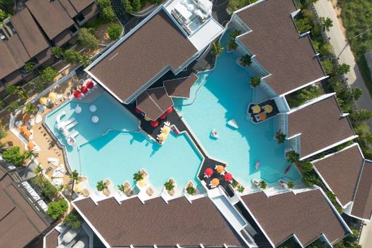 芭堤雅寶石泳池別墅