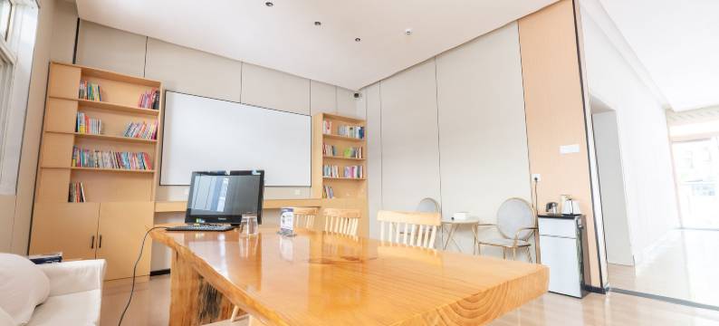 徐州南湖假日酒店(云龙湖景区矿大南湖店)图片