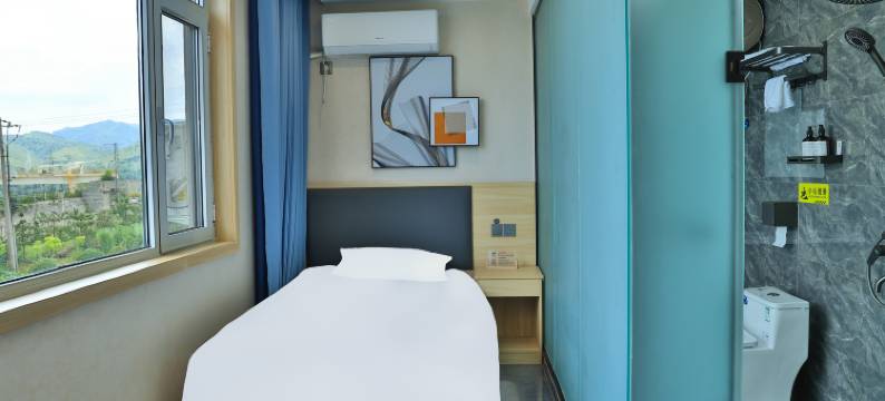 聚满福酒店图片