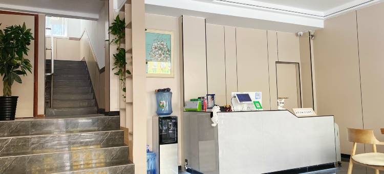 九天假日智能宾馆(陇南市第一人民医院店)图片