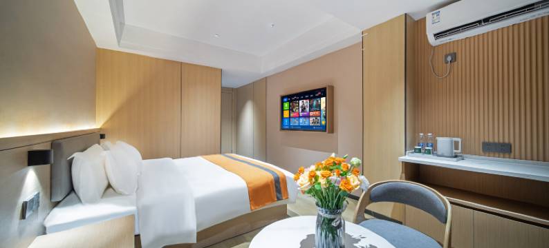 爱朵酒店(二七路轻轨站店)图片