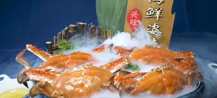 龙跃国际大酒店(威海高铁站韩乐坊店)图片
