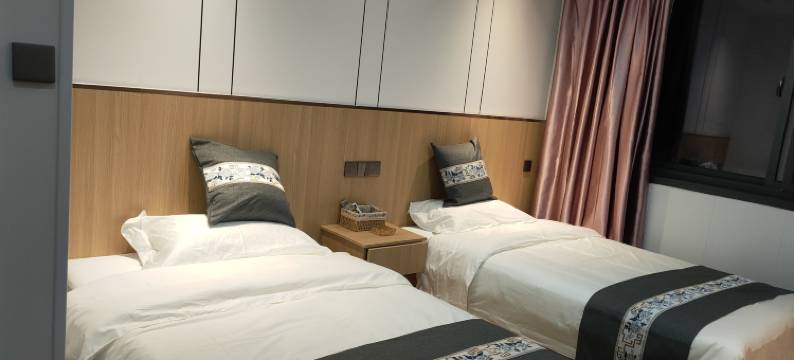 江山江郞山依山宾馆图片