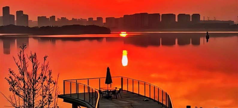 苏州清风明月大酒店(吴中区尹山湖店)图片