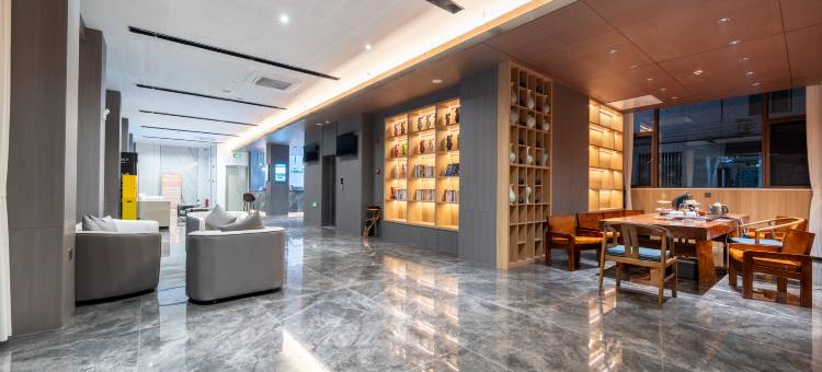 曲靖清源酒店(西河公园店)图片