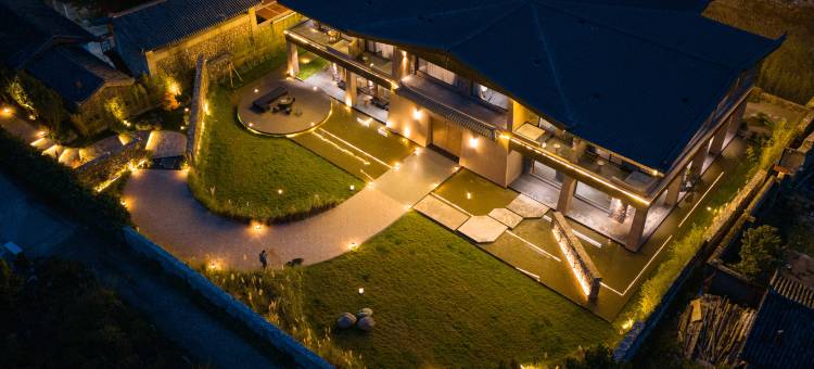 丽江瑞息·雪山樽|日照金山雪山全景MountianTrip度假汤池香氛酒店图片