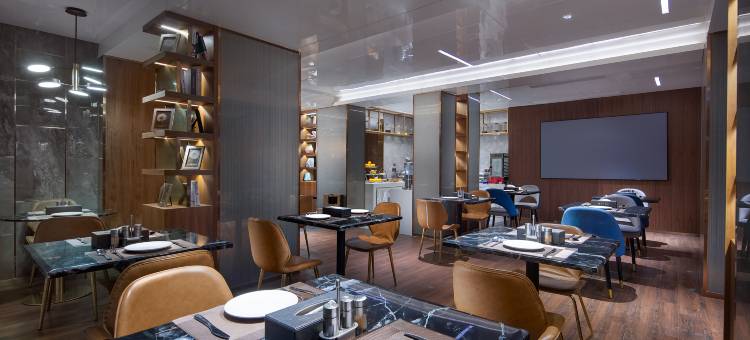 广州火车站小北地铁站宜致美居图片