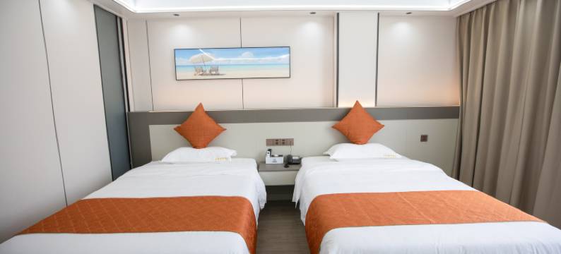 艾尚海景酒店(万尾金滩店)图片