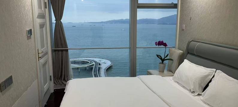 晴海湾海景公寓(厦门大学世茂双子塔店)图片