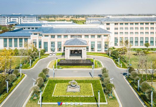 九龙口涵田温泉度假酒店外景图