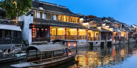 御雅軒・180°親河・設計師美學|全景度假民宿(西塘店)