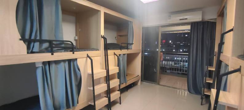 初见青年公寓图片