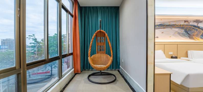 雷州恒冠假日酒店(雷城汽车客运站店)图片