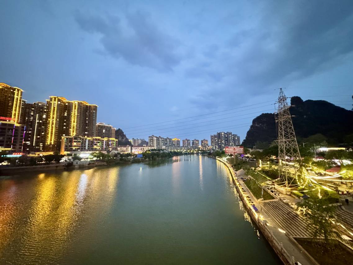 美丽豪酒店(贺州灵峰广场远东财富中心店)图片