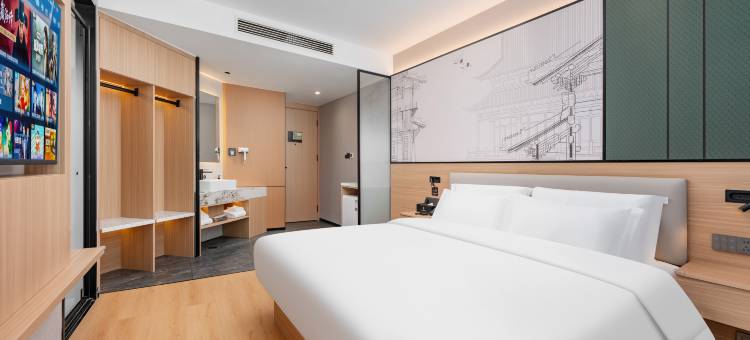 艺龙瑞云酒店(淄博师范高等专科学校文昌路店)图片