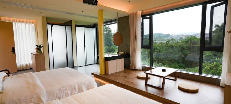 张家界溪畔民宿(天门山索道店)图片