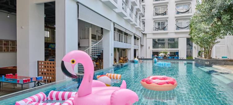 卢巴普吉岛芭东旅舍(Lub d Phuket Patong)图片