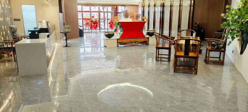那曲藏地天香大酒店图片