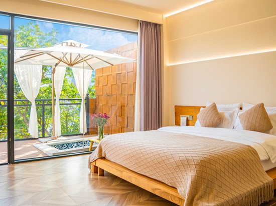 陌上花开民宿(七星岩石牌里店)