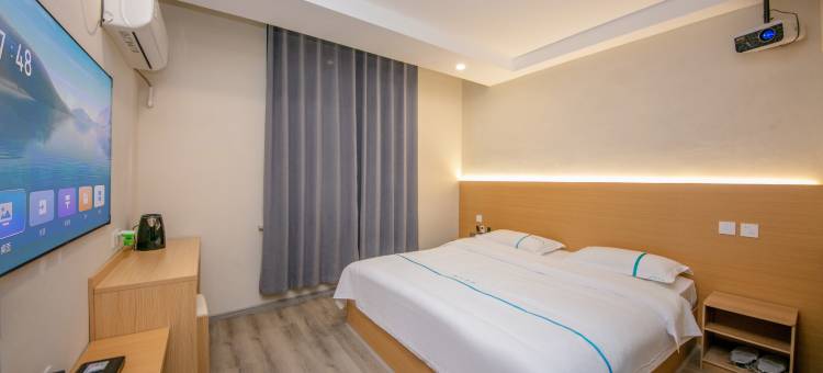 德阳玛吉阿米客栈(五洲广场工程大学店)图片