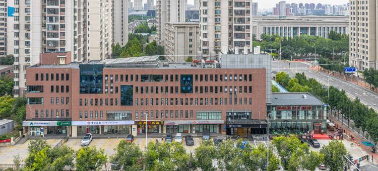 网鱼电竞酒店(天津滨海站泰达MSD店)图片