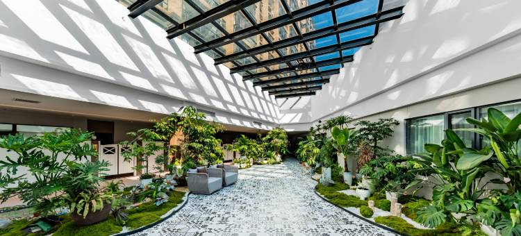 四季花园酒店(包头青山区兴胜镇人民政府店)图片