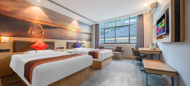 骏怡连锁酒店(德宏瑞丽旅游步行街店)图片