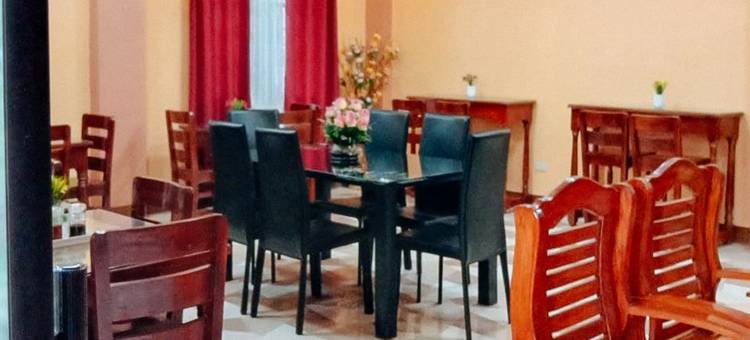 RedDoorz @ Solid Rock Guest House Baler图片