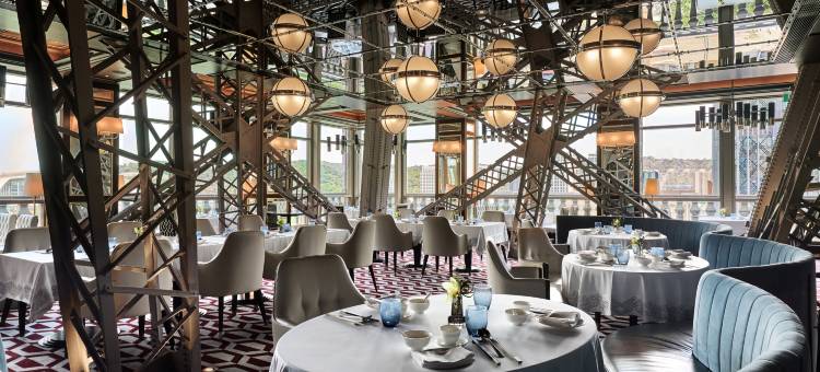 澳门巴黎人-御匾峰图片