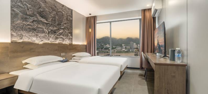 山海一宿江景酒店(解放碑步行街洪崖洞店)图片