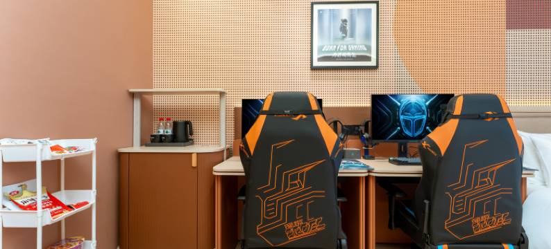 雷神电竞酒店(武汉南湖华中农业大学店)图片