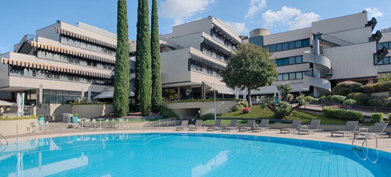 NH罗马卡尔佩尼亚别墅酒店(NH Villa Carpegna)图片