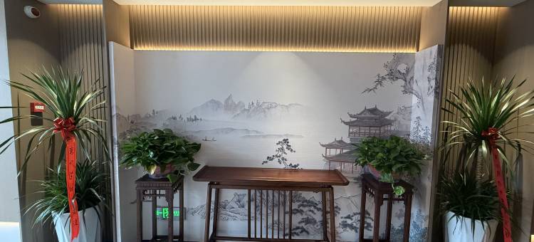 兰考朗廷假日酒店图片