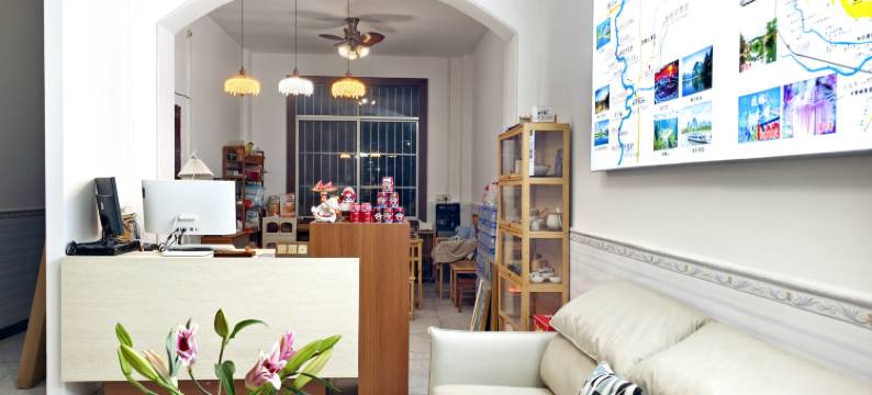 月之云民宿(兴坪古镇二十元背景风景区店)图片