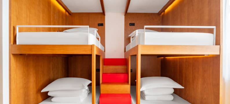 派立方青年酒店(西昌听涛小镇邛海泸山景区店)图片