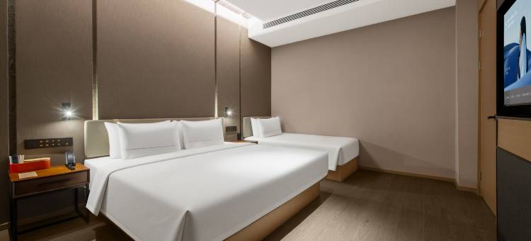 太原长风商务区万象城亚朵酒店图片