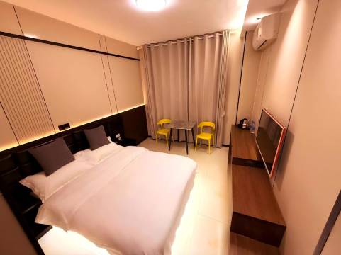 泸水兰居快捷酒店