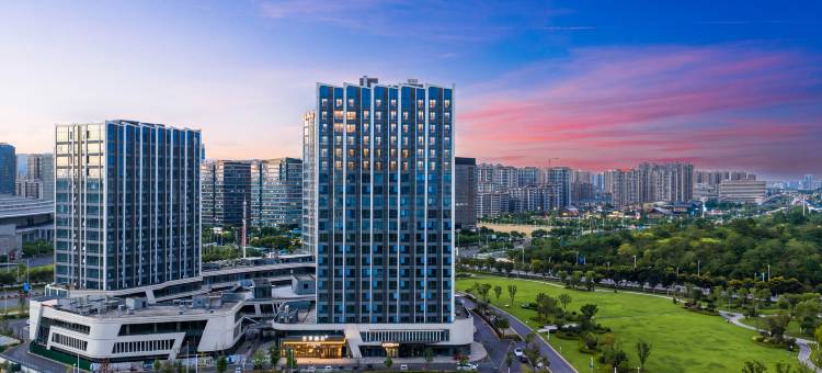全季南昌西站国博江景酒店图片