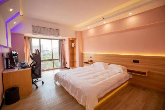 颍上云栖电竞民宿