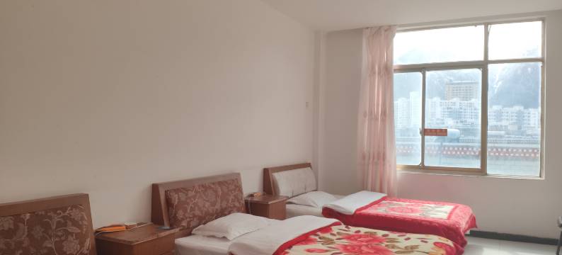 林芝鑫都旅社图片