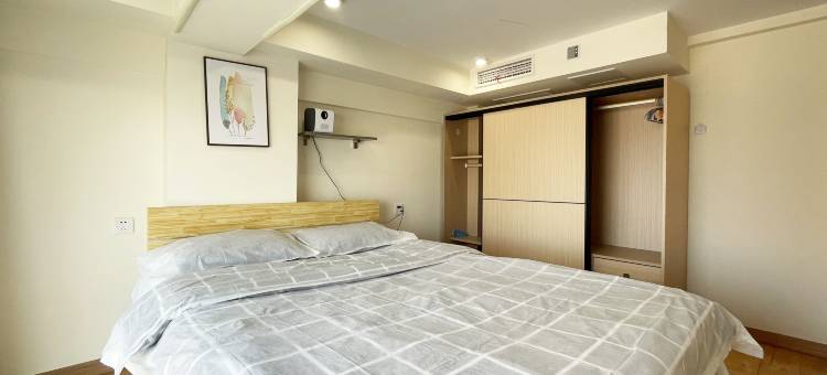岚悦·无人电影公寓(青特赫府店)图片