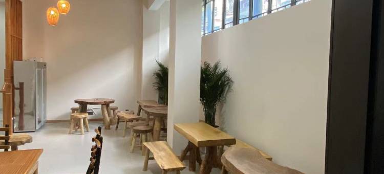 青城山问青宿民宿图片