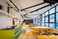 Guoshi Hotel (Dalian Donggang Business District Harbour Plaza Subway Station) - Wifi