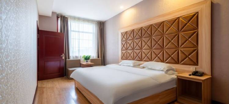 银川泉园饭店(西部影视城贺兰演艺小镇店)图片