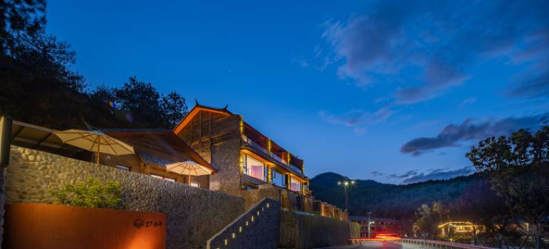 泸沽湖安下·山与度假酒店图片