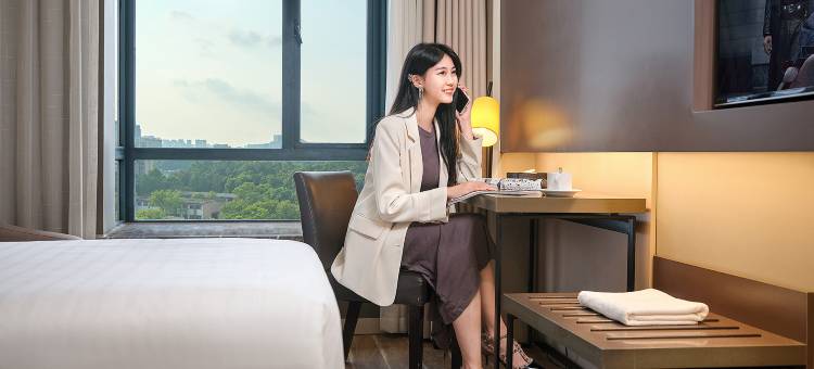 如家精选酒店(长沙梅溪湖东地铁站麓谷高新区店)图片