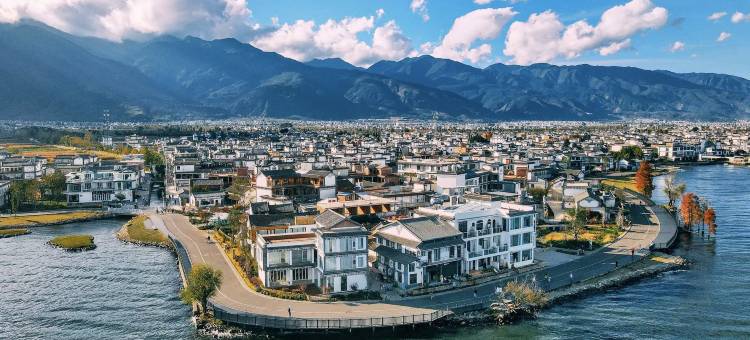 漫海·设计师观洱海全景180度海景咖啡美宿图片