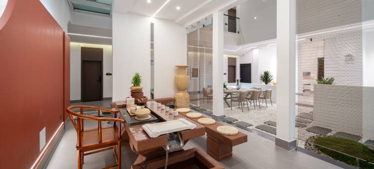 楚雄云间时光艺宿(彝人古镇店)图片