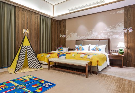 Dunhuang International HotelHotel Overview