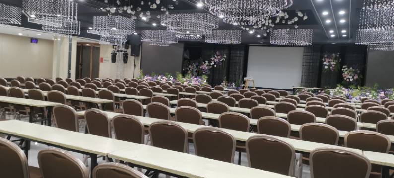 周口世纪国贸假日酒店图片